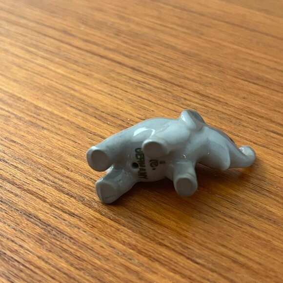Porcelain German Miniature Grey Elephant Figurines- Set of 2 - Picture 4 of 8